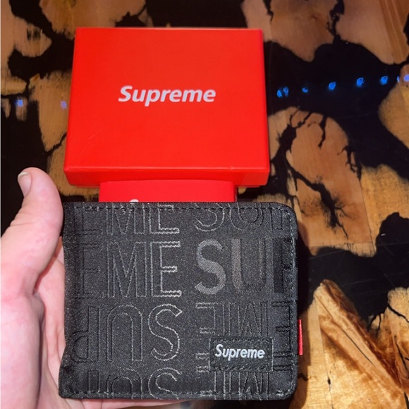 Supreme Black Embossed Wallet - Picture 1 of 4